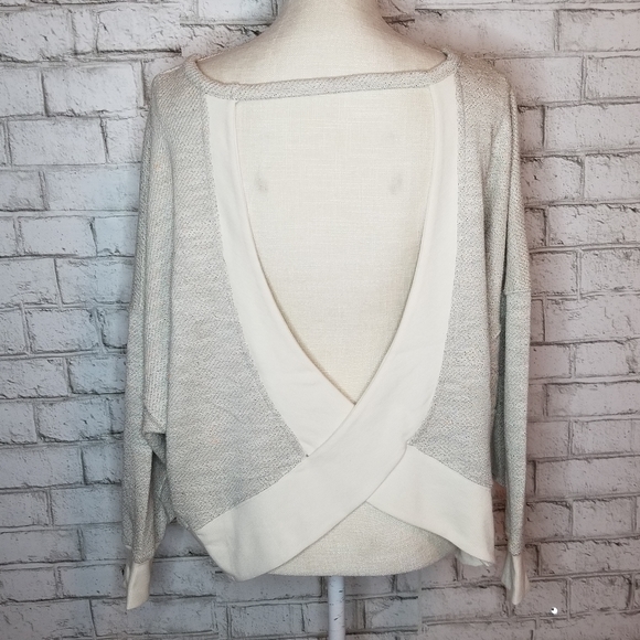 Open Back Bb Dakota Off Duty Top L NWT - Picture 1 of 3